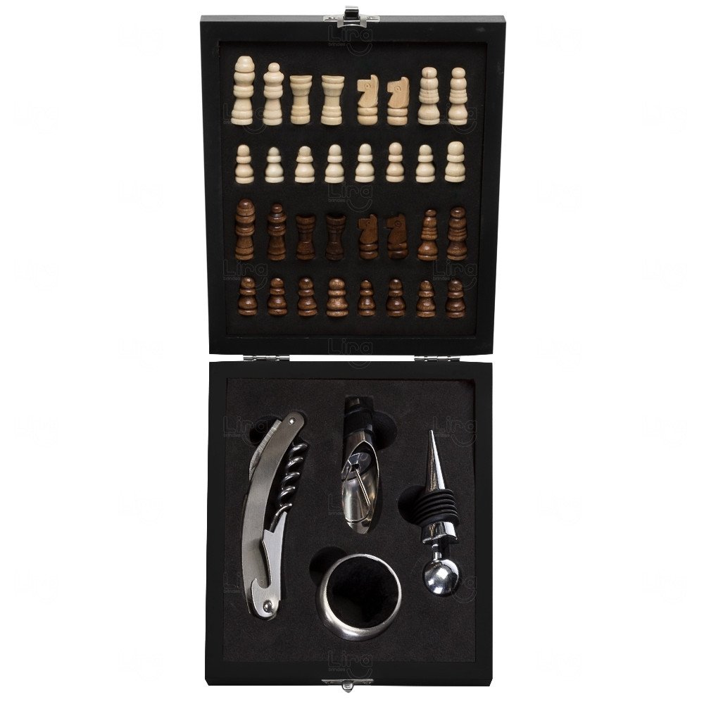 Kit Vinho 4 peças com Tabuleiro de Xadrez Personalizado 
